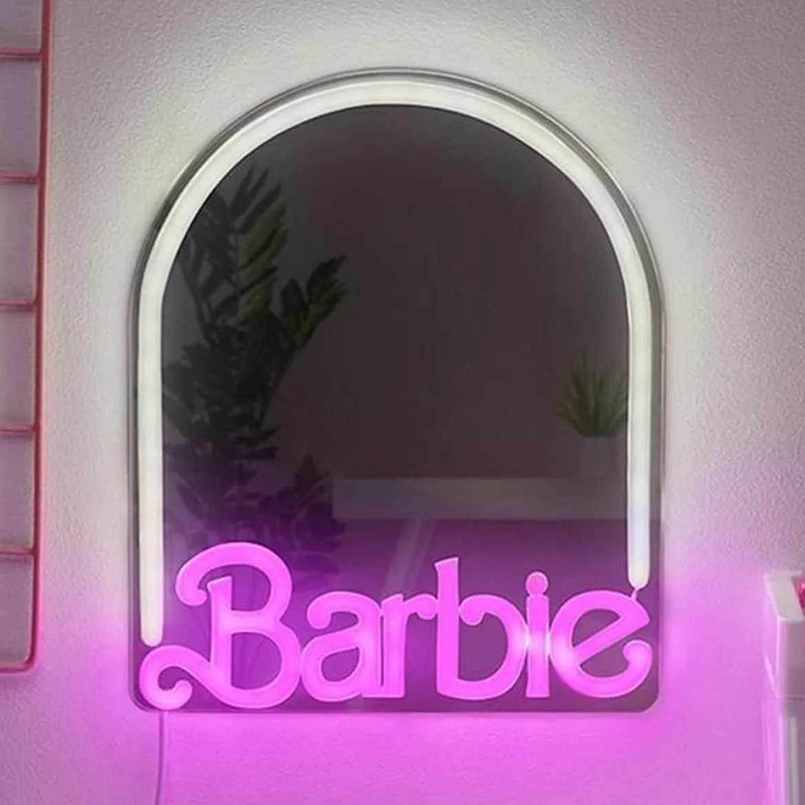 Barbie Barbie Wall Mountable Led Neon Mirror