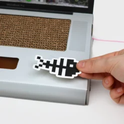 CAT SCRATCH LAPTOP