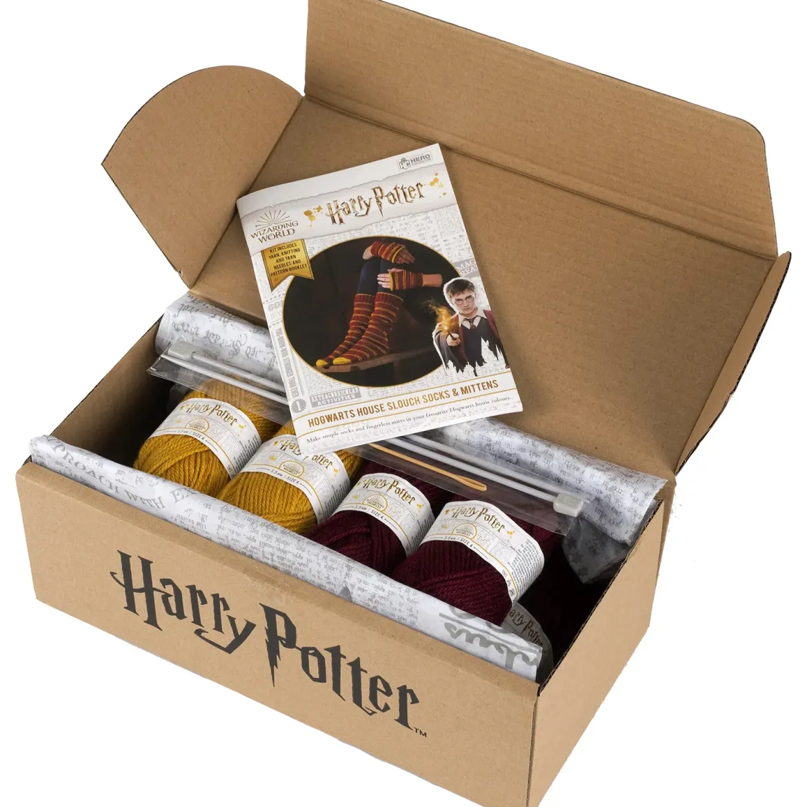 Eaglemoss Harry Potter Gryffindor Mittens & Slouch Socks Knit Kit