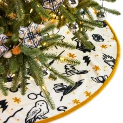Hallmark Harry Potter Christmas Tree Skirt - Harry Potter Icons Design