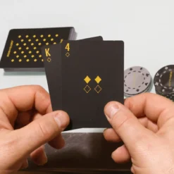 Iron & Glory Dead Man’s Hand Game