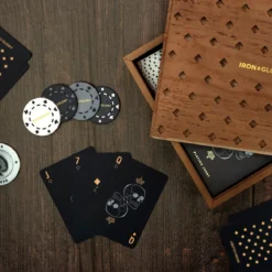 Iron & Glory Dead Man’s Hand Game
