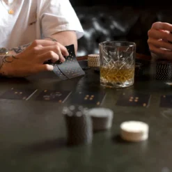 Iron & Glory Dead Man’s Hand Game