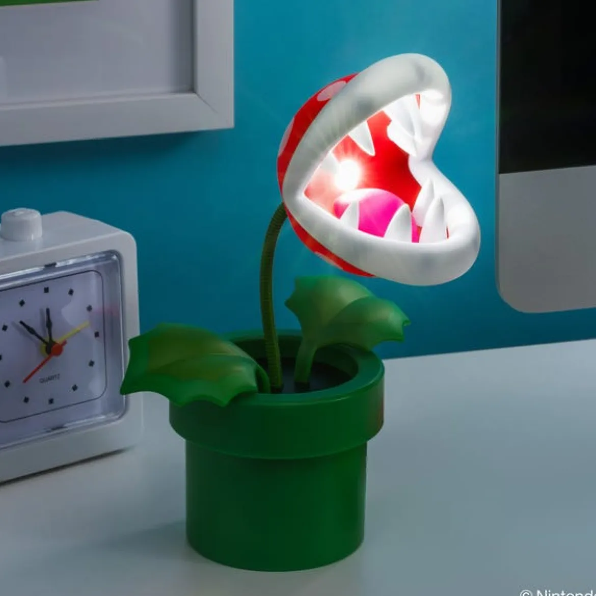 Mini Piranha Plant Posable Lamp V3