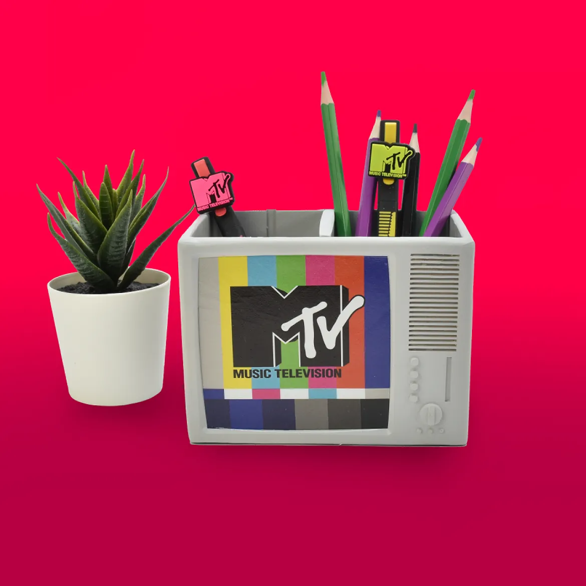 MTV 3D Retro TV Pen Pot