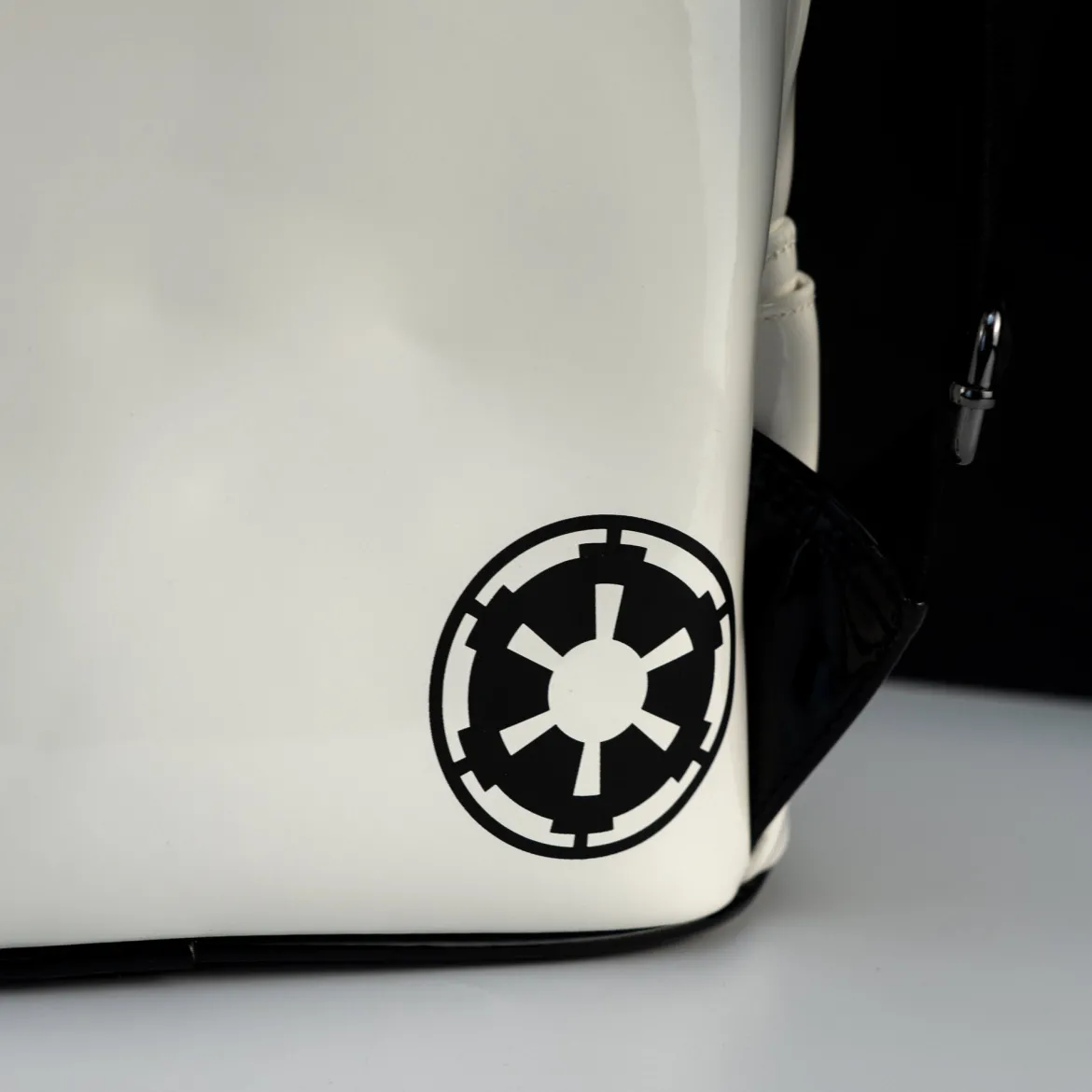 Star Wars by Loungefly Stormtrooper Backpack